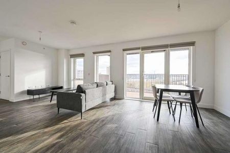 Adlay Apartments, Royal Docks, E16 - Photo 5