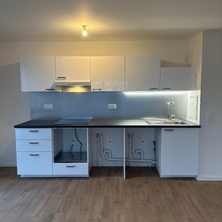 location Appartement T3 DE 63m² À CARRIERES SOUS POISSY - Photo 3