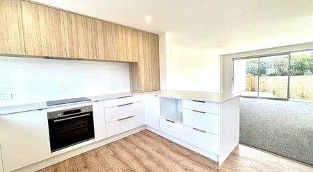 Stunning Property - Photo 2