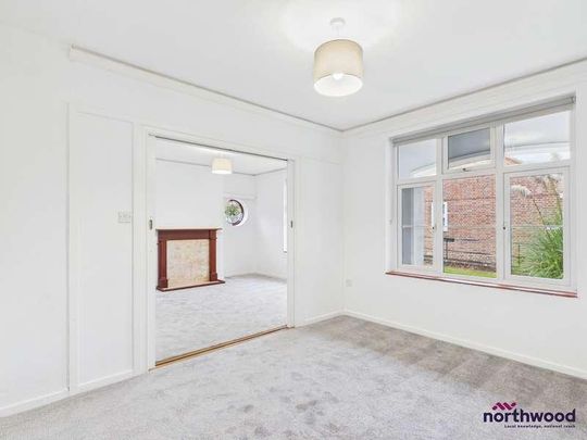 Farlaine Road, Willingdon, Eastbourne, BN21 - Photo 1