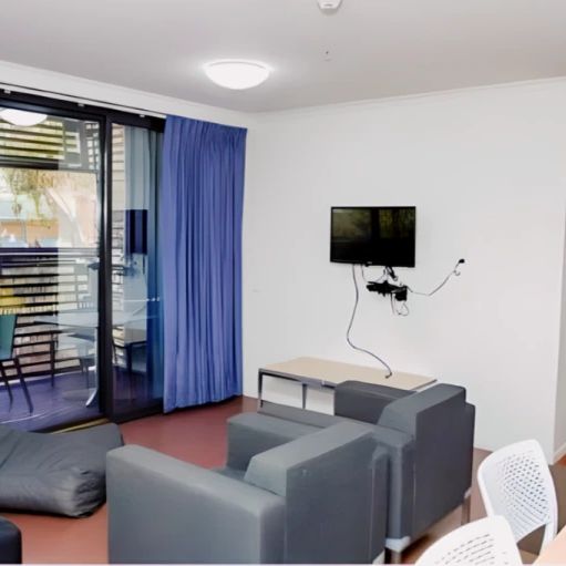 Single Room - Photo 1