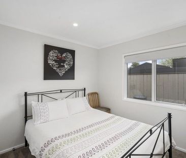 30 Wallath Road, Westown - Photo 2