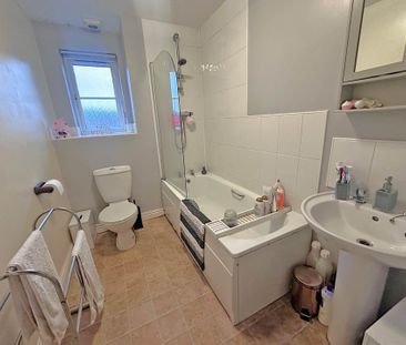 Sheard Court, Shaw - Photo 2