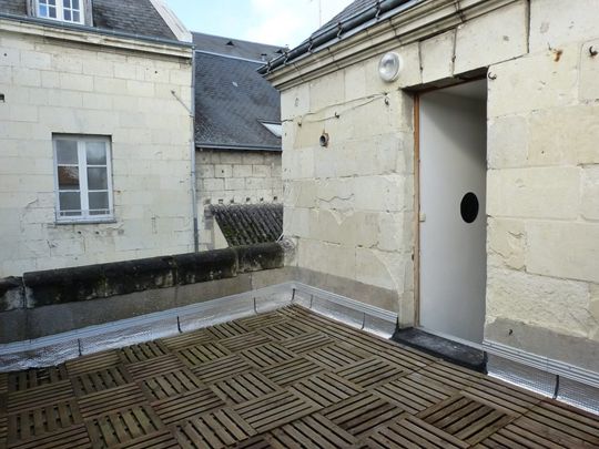 A LOUER : APPARTEMENT TYPE 3 CENTRE DE CHINON AVEC TERRASSE • Réf GI-FG-G0398-06 - Photo 1