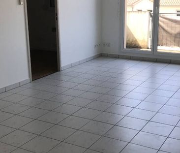 FORBACH F2 BIS AVEC BALCON ENTIEREMENT RENOVE - Photo 2