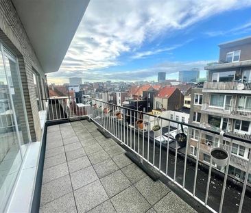 Appartement te huur - Photo 1