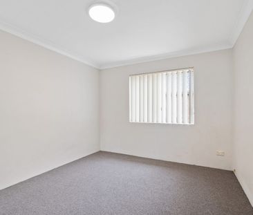 One Bedroom With Large Terrace & District Views - Photo 3
