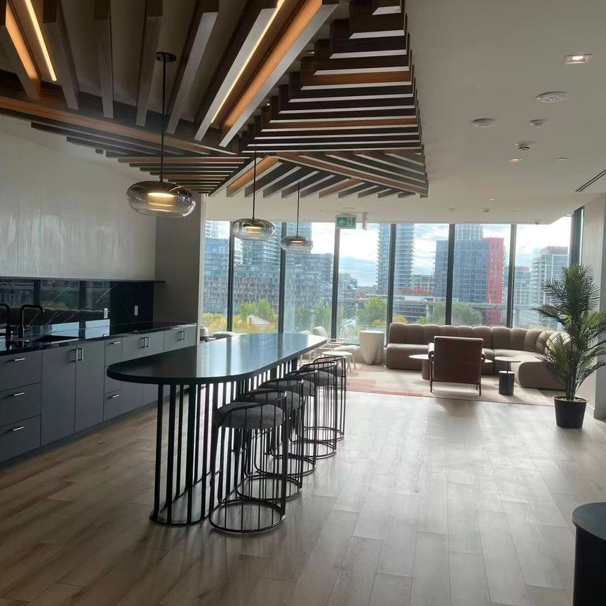 For Lease - 9 Tecumseth Street Unit# 211, Toronto, Ontario - Photo 1