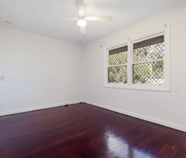 Character, Space & Convenience on a Huge Corner Block! - Photo 4