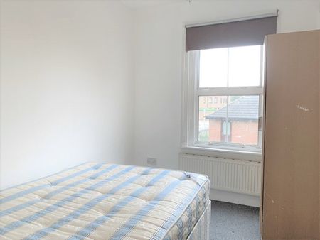 2 Bed Flat, Herbert Street, E13 - Photo 5