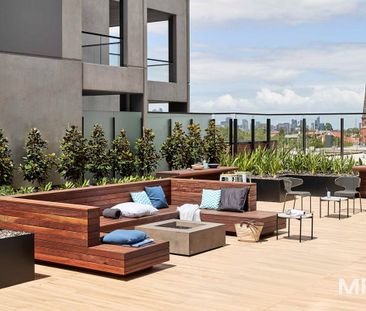 212/40 Hall Street, Moonee Ponds - Photo 1
