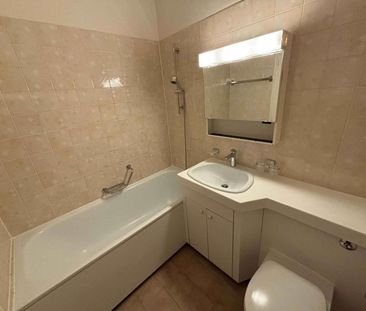 2.5 Zimmer, 49 m², 3. Stock - Photo 4