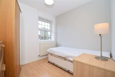 St Christophers Walk, Wakefield, WF1 - Photo 4