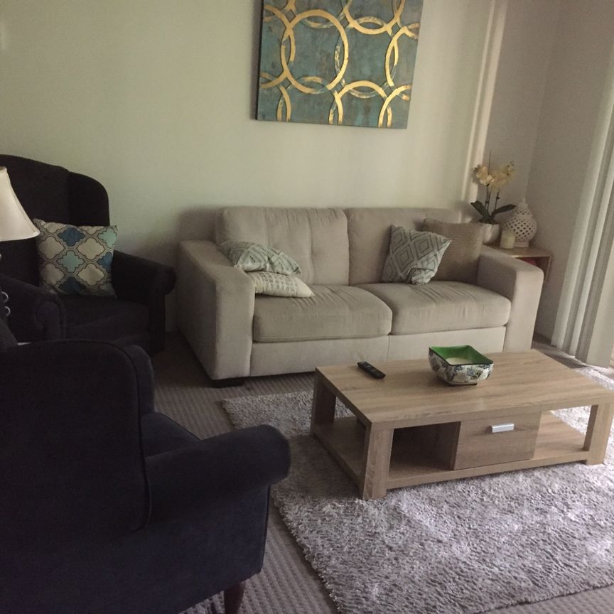 Abbotsford - Photo 1