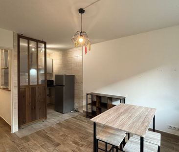 Location Appartement 1 pièce 25m² - Photo 2