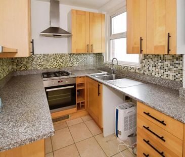 3 bedroom apartment to rent - Photo 5