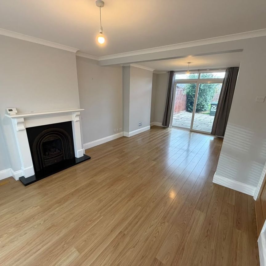 3 Bed Semi-Detached House, Kempley Avenue, CV2 - Photo 1