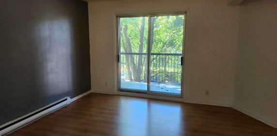 LOGEMENT 3 1/2 À STE-FOY - Photo 2