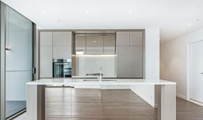 Discover Exceptional Living at Darling Square! Spacious 1-Bedroom Apartment with Breathtaking Views - Photo 3