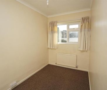 3 bedroom terraced house to rent - Photo 6