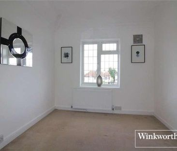 Delius Close, Elstree, Borehamwood, Hertfordshire, WD6 - Photo 5