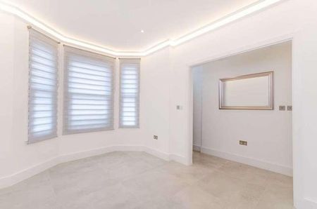 Warwick Grove, Surbiton, KT5 - Photo 2