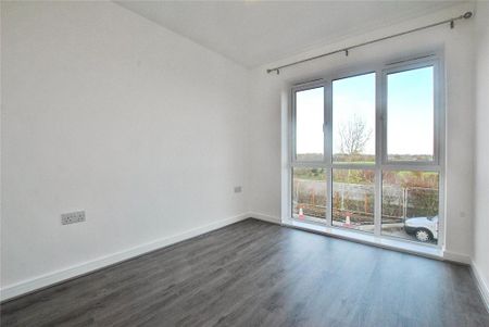 3 bedroom detached house to rent - Photo 2