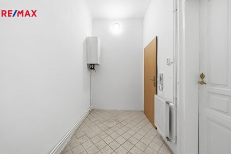 Pronájem bytu 1+1 51 m² - Photo 2