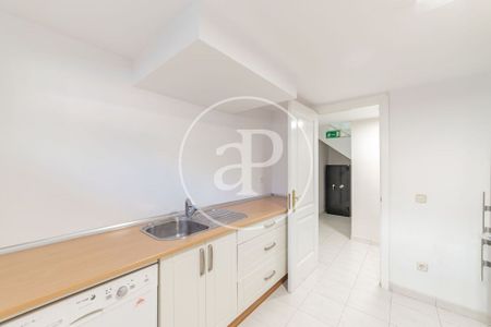 6 bedroom luxury Villa for rent in Madrid, Autonomous Region of Madrid - Photo 2