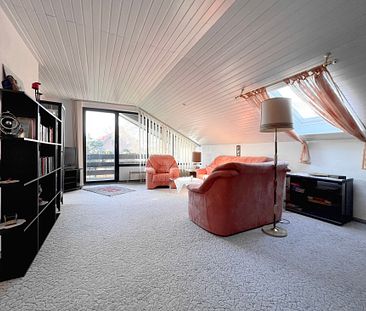 Wohnen auf Zeit – Schöne 2-Zimmer-Wohnung mit Balkon in guter Lage - Photo 2