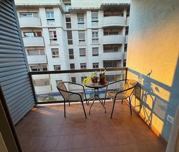 Apartamento de alquiler en Juan Carlos I - Photo 4