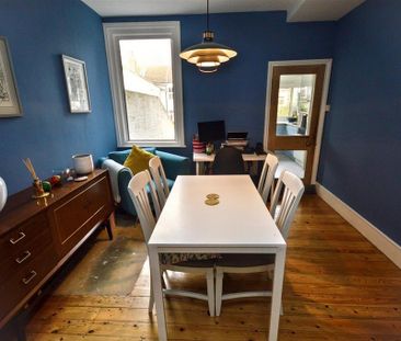 2 bedroom terraced house to rent - Photo 2