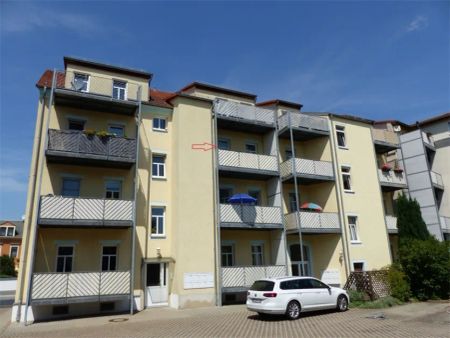 Sonnige Zweiraumwohnung mit Balkon und Stellplatz in Meißen - Photo 2