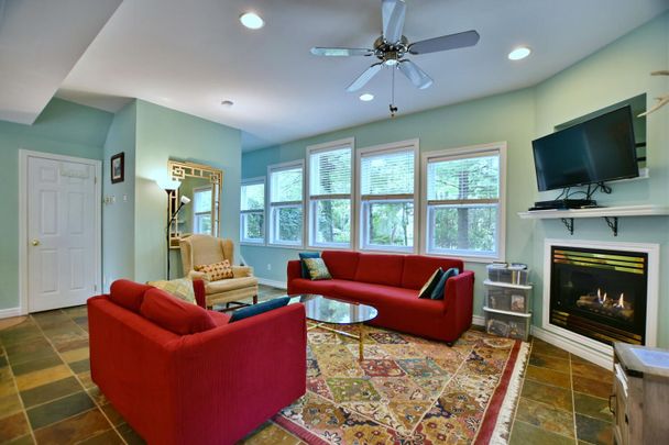 For Lease - 21 47TH Street, Wasaga Beach, Ontario - Photo 1