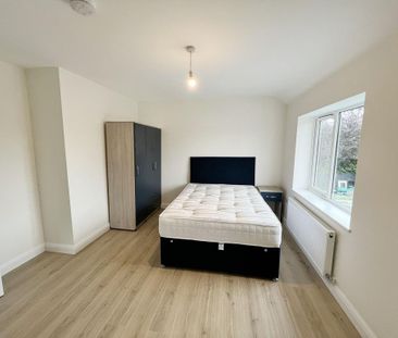 1 bedroom house of multiple occupation to rent - Photo 6