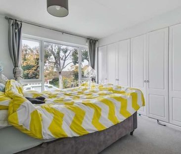 Roslings Close, Chelmsford, CM1 - Photo 4