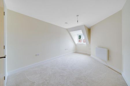 1 bedroom retirement property to rent - Photo 2