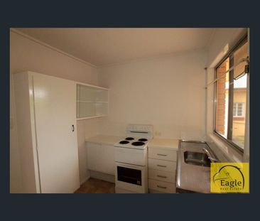 Air conditioned unit in a central location - Photo 4