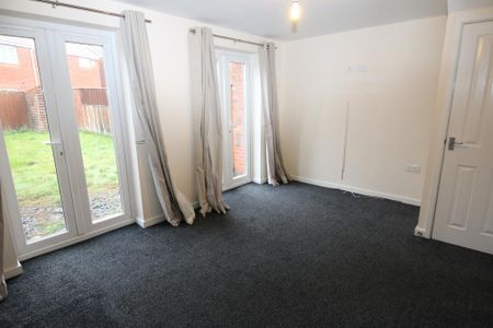 2 bedroom terraced house to rent - Photo 3