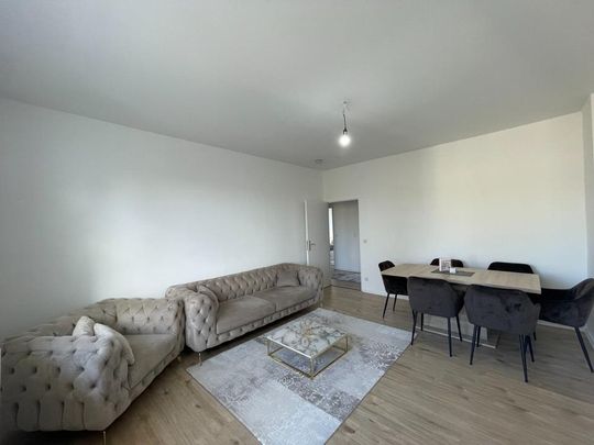 Hochwertig kernsaniert und voll möbliert: 70 m2, 2,5 Zimmer - Foto 1