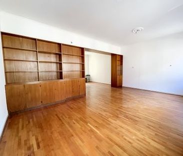 GROßZÜGIGE 2-ZIMMER WOHNUNG IN KREFELDER INNENSTADT ZU MIETEN! - Photo 2