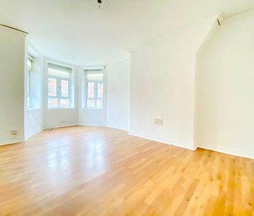 3 bedroom apartment to rent - Photo 6