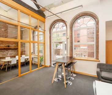 1 bedroom in a flat share to rent - Photo 3