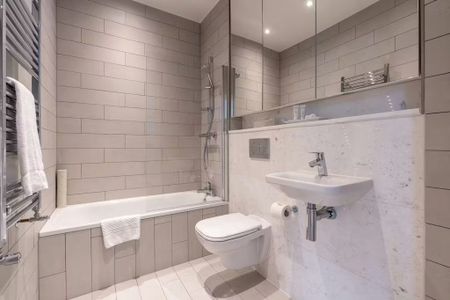 Hanover Street East, Dublin - Photo 5