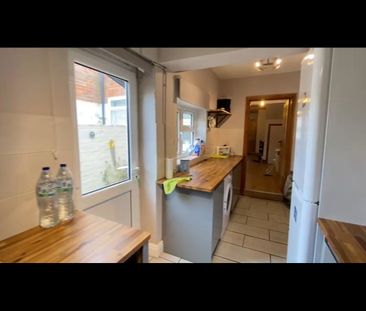 2 Bed Terraced House, Eldon Street, RG1 - Photo 6