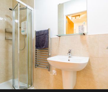 Studio Flat, Burns Street, LE2 - Photo 3