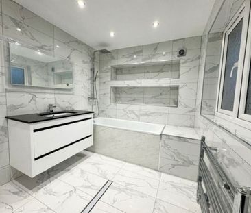 Room in a Shared House, Shere Road, IG2 - Photo 5