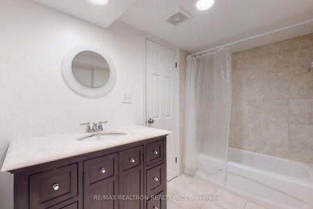 For Lease - 14 Child Drive Unit# BSMT, Aurora, Ontario - Photo 5