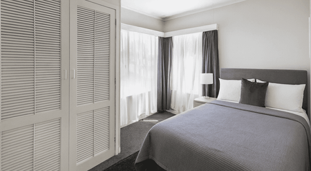 Four bedroom home! - Photo 2