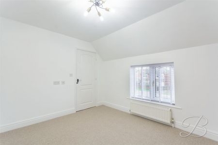 3 bedroom - Photo 3